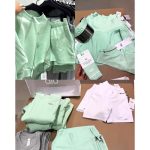 Alo Yoga pallet liquidation for sale, 200 Premium Items - Image 3