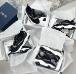 Christian Dior Shoes pallet liquidation and Wholesale